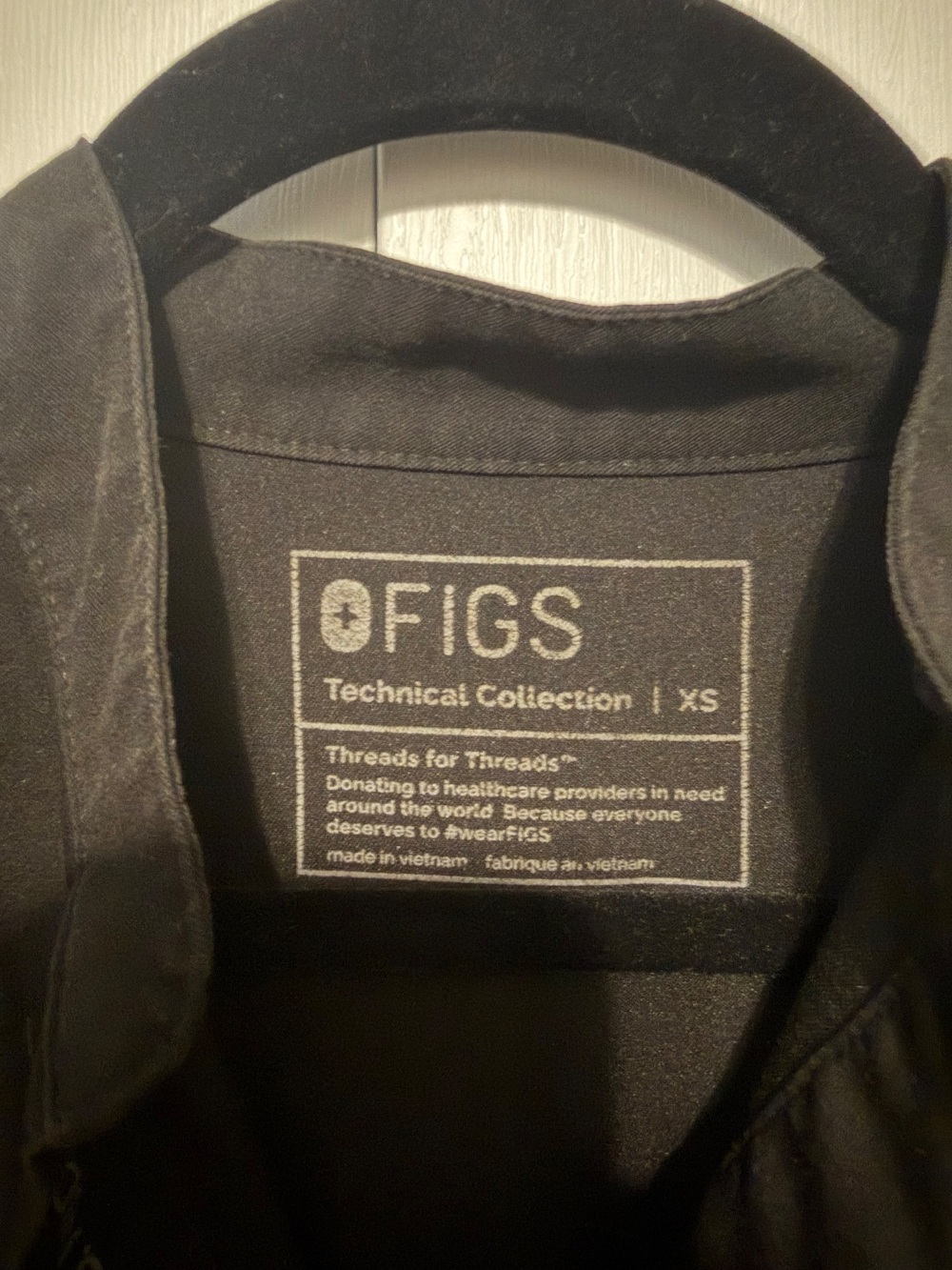FIGS Technical Collection Rafaela Cap Sleeve - Picture 3 of 5